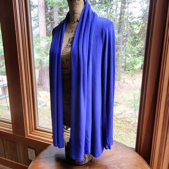 TART Cardigan - Picture 2 of 12